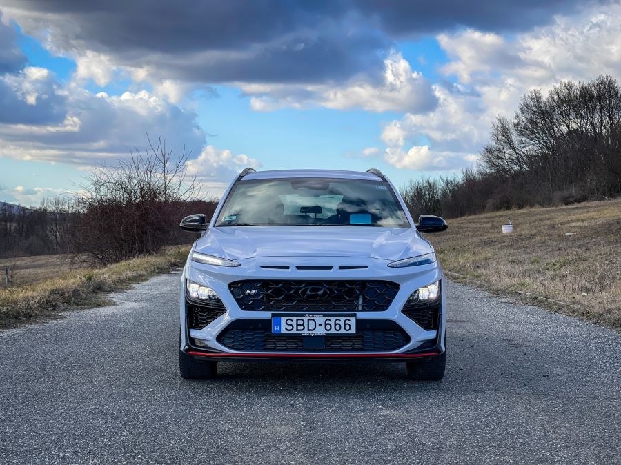 KonaN az aszfaltbarbár - Kona N 2.0 T-GDI - Autó & Motor - MOBILITY - 2021 Kona N 2.%2C T-GDI teszt, hyundai kona, Hyundai Kona N teszt, Kona N, konan, 