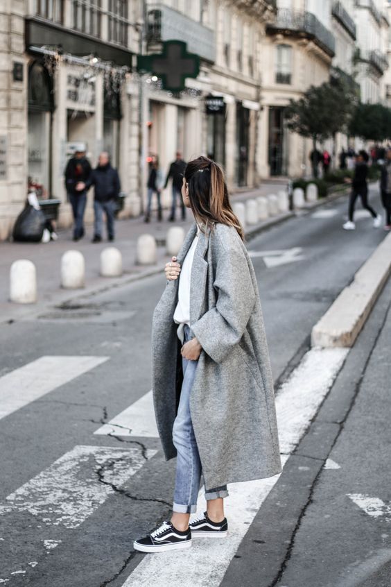 Stílusiskola: így viseld tavasszal a szürkét -  -  - divat, outfit, szürke, tavasz, 