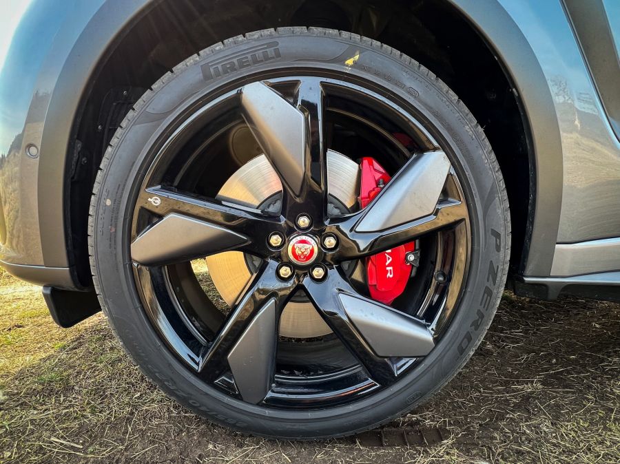 A Jaguar legélesebb foga – Jaguar F-Pace SVR - Autó & Motor - MOBILITY - F Pace teszt, flottaman, Flottaman Jaguar F-Pace teszt, jaguar f pace, Jaguar F Pace SVR teszt, 