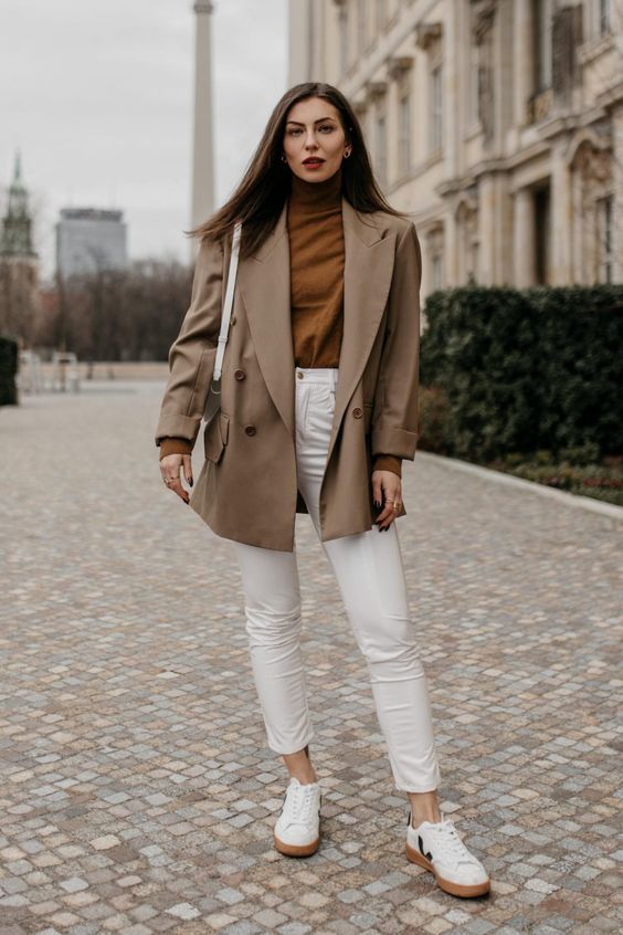 Stílusiskola: így viseld tavasszal a barna színt -  -  - barna, divat, outfit, stílus, tavasz, 