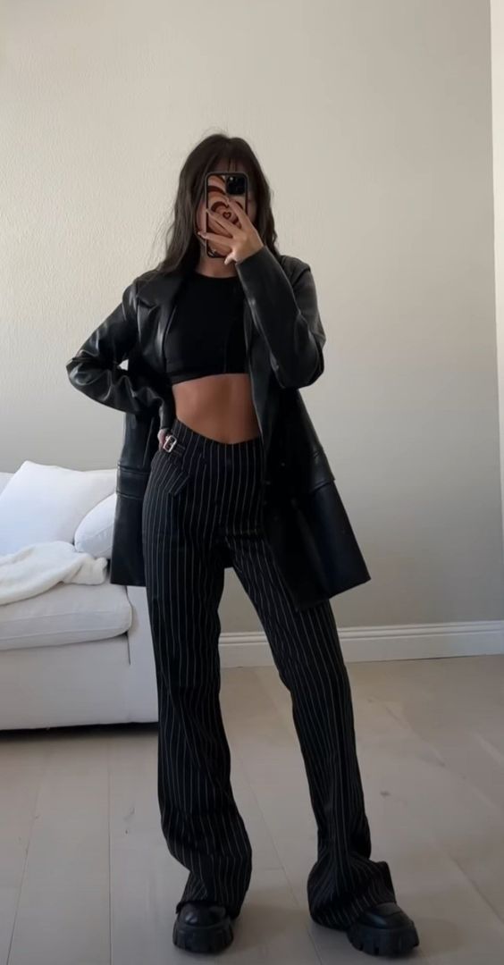 Stílusiskola: feketét feketével tavasszal is -  -  - divat, fekete, outfit, stílus, tavasz, 