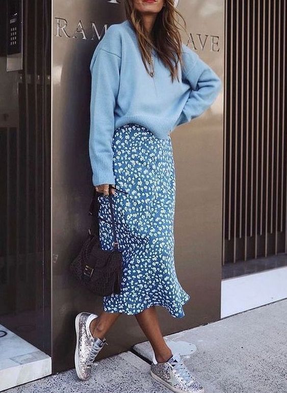 Stílusiskola: mondj igent a tavaszra virágos szoknyákkal -  -  - divat, outfit, stílus, szoknya, virágos szoknya, 