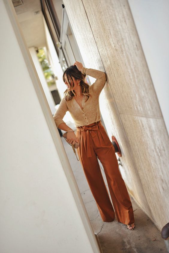 Stílusiskola: így viselj magas derekú nadrágokat -  -  - divat, magas derekú nadrág, outfit, stílus, tavasz, 