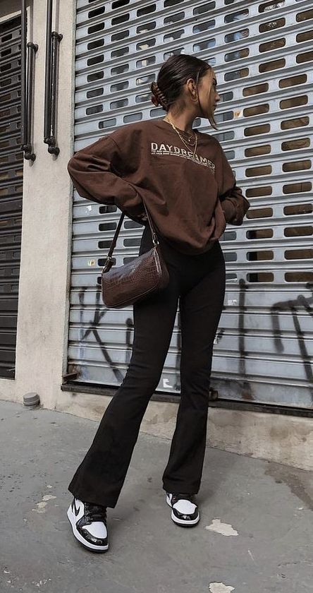 Stílusiskola: így viselj magas derekú nadrágokat -  -  - divat, magas derekú nadrág, outfit, stílus, tavasz, 