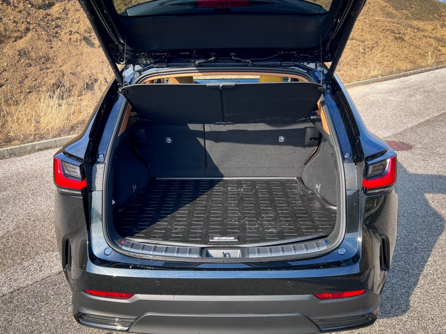 Szia Lexus! – Lexus NX 350h Special Edition Top - Autó & Motor - MOBILITY - 2021 Lexus NX teszt, lexus nx, Lexus NX 350h teszt, Lexus NX hybrid teszt, NX 350h teszt, 