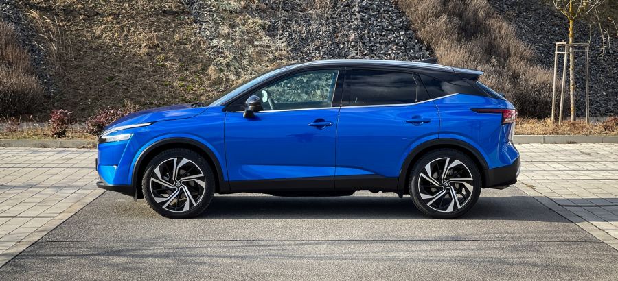 Tovább emeli a szintet – Nissan Qashqai 1.3 DIG-T Mild Hybrid Tekna+ - Autó & Motor - MOBILITY - 2021 Nissan Qashqai teszt, qashqai, qashqai 2021, Qashqai Tekna+ 1%2C3 teszt, qashqai teszt, 