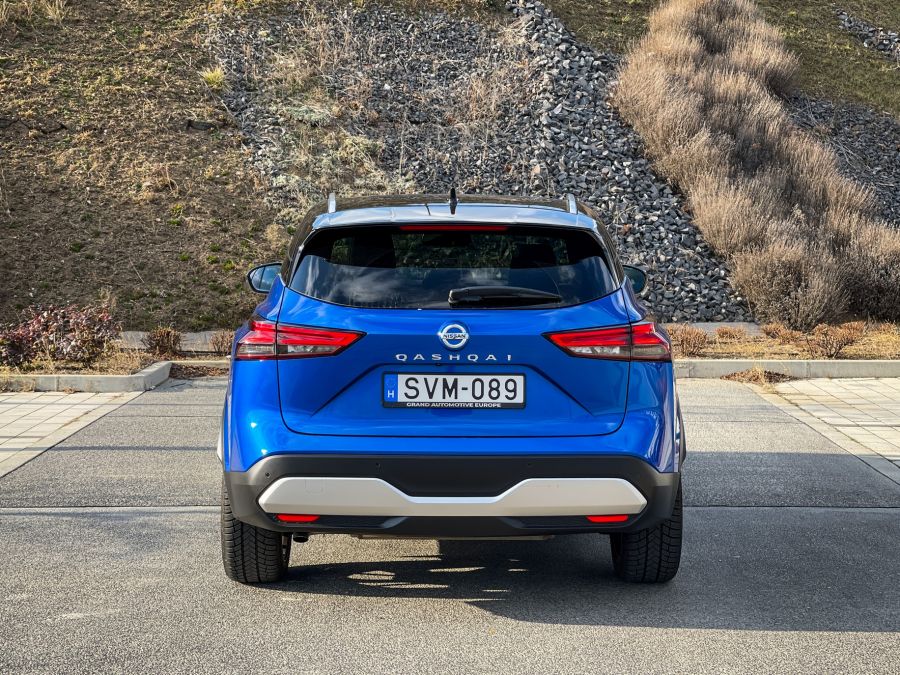 Tovább emeli a szintet – Nissan Qashqai 1.3 DIG-T Mild Hybrid Tekna+ - Autó & Motor - MOBILITY - 2021 Nissan Qashqai teszt, qashqai, qashqai 2021, Qashqai Tekna+ 1%2C3 teszt, qashqai teszt, 