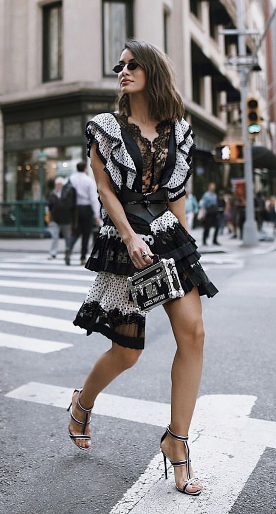 Stílusiskola: így viselj fodros ruhadarabokat -  -  - divat, fodor, fodrok, outfit, stílus, 