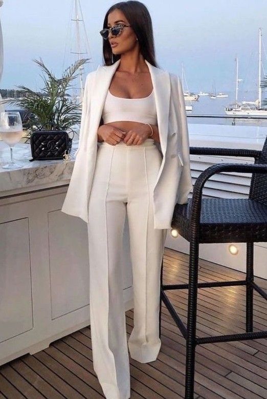 Stílusiskola: így viselj tetőtől talpig fehéret tavasszal -  -  - divat, fehér, outfit, stílus, tavasz, 