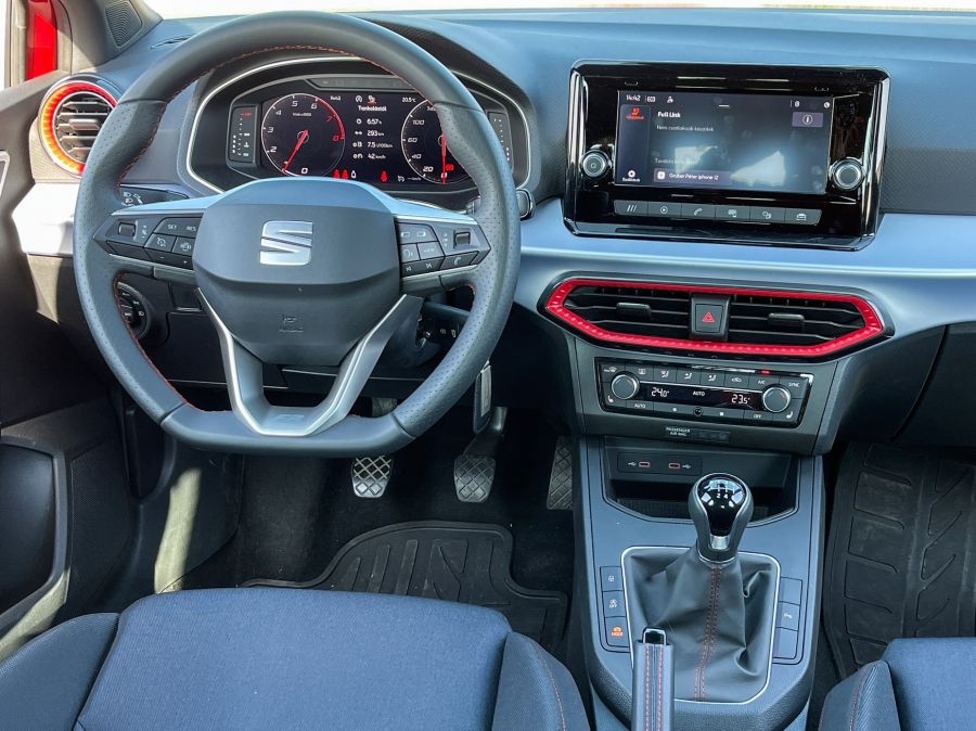 A sportosság jegyében - Seat Ibiza FR 1.0 TSI 110 LE - Autó & Motor - MOBILITY - 2021 Seat Ibiza teszt, ibiza, seat ibiza, Seat Ibiza FR teszt, 