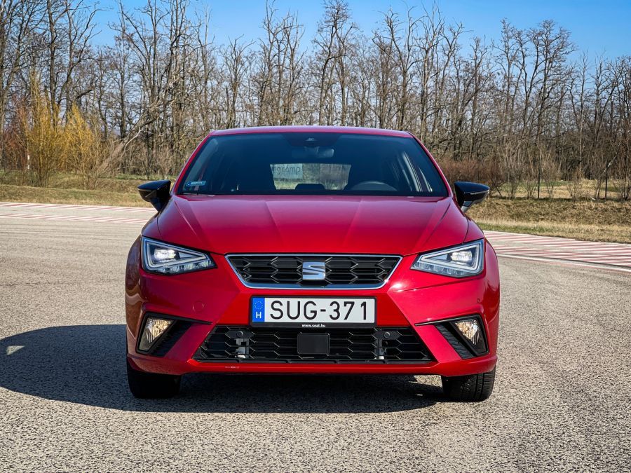 A sportosság jegyében - Seat Ibiza FR 1.0 TSI 110 LE - Autó & Motor - MOBILITY - 2021 Seat Ibiza teszt, ibiza, seat ibiza, Seat Ibiza FR teszt, 