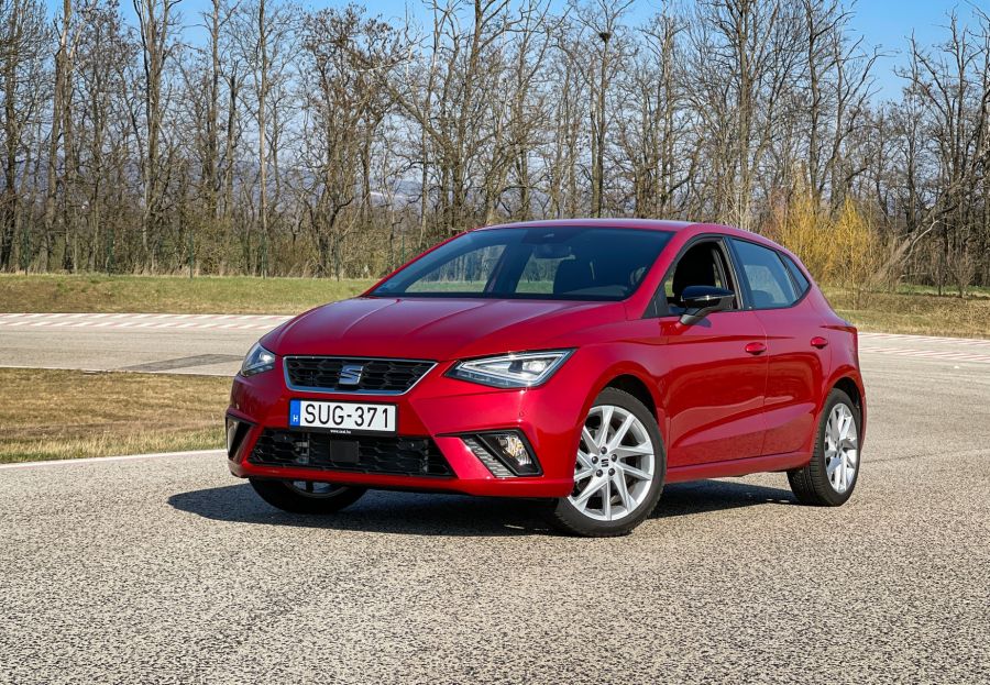 A sportosság jegyében - Seat Ibiza FR 1.0 TSI 110 LE - Autó & Motor - MOBILITY - 2021 Seat Ibiza teszt, ibiza, seat ibiza, Seat Ibiza FR teszt, 