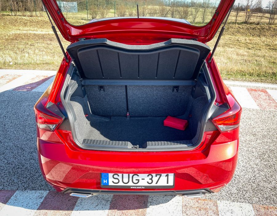 A sportosság jegyében - Seat Ibiza FR 1.0 TSI 110 LE - Autó & Motor - MOBILITY - 2021 Seat Ibiza teszt, ibiza, seat ibiza, Seat Ibiza FR teszt, 