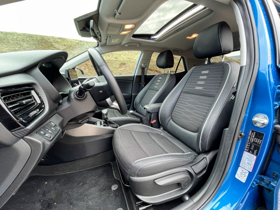 Trendi a négyzeten, avagy a fullos kicsi – Kia Stonic 120 Hybrid 48V GT Line - Autó & Motor - MOBILITY - kia stonic, Kia Stonic 120 Hybrid GT Line teszt, Stonic GT Line, stonic teszt, 