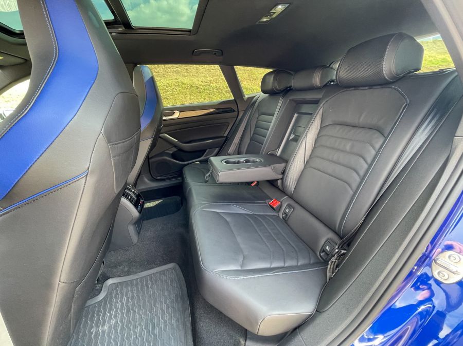 Sportautó Öltönyben – VW Arteon R Shooting Brake - Autó & Motor - MOBILITY - 2022 VW arteon r teszt, arteon r, vw arteon, VW arteon r teszt, 