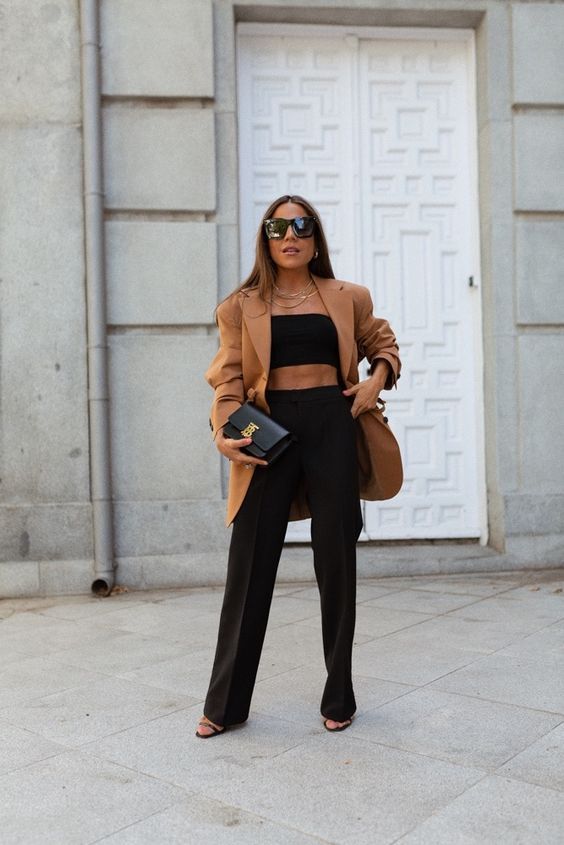 Stílusiskola: így lehetsz elegáns crop topban -  -  - crop top, divat, outfit, stílus, tavasz, 