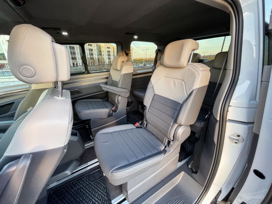 A bűvös hetes – Volkswagen T7 Multivan RT Plug-In-Hybrid - Autó & Motor - MOBILITY - 2022 VW Multivan teszt, t7 multivan, T7 Multivan plug-in hybrid teszt, Volkswagen T7 Multivan PHEV teszt, 