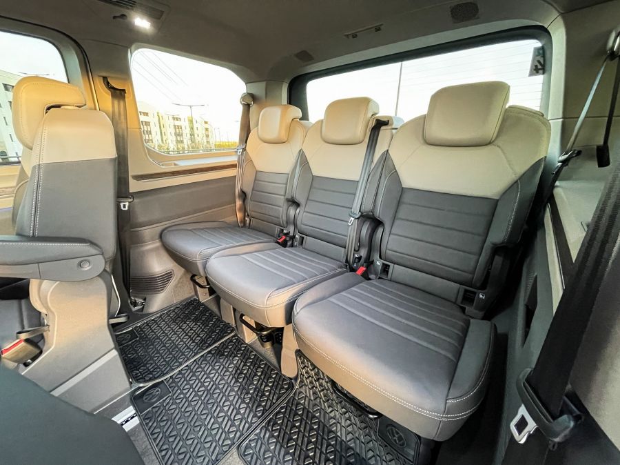 A bűvös hetes – Volkswagen T7 Multivan RT Plug-In-Hybrid - Autó & Motor - MOBILITY - 2022 VW Multivan teszt, t7 multivan, T7 Multivan plug-in hybrid teszt, Volkswagen T7 Multivan PHEV teszt, 