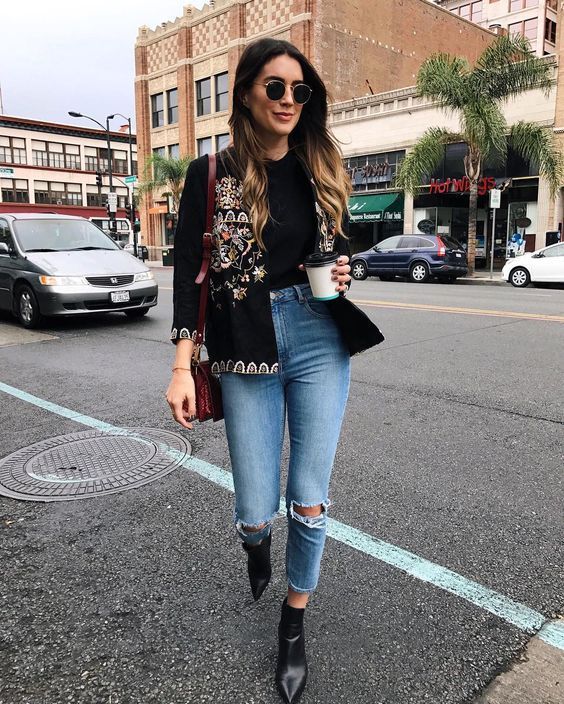 Stílusiskola: így lehetsz csinos szaggatott farmerokban -  -  - divat, farmer, outfit, stílus, szaggatott farmer, 