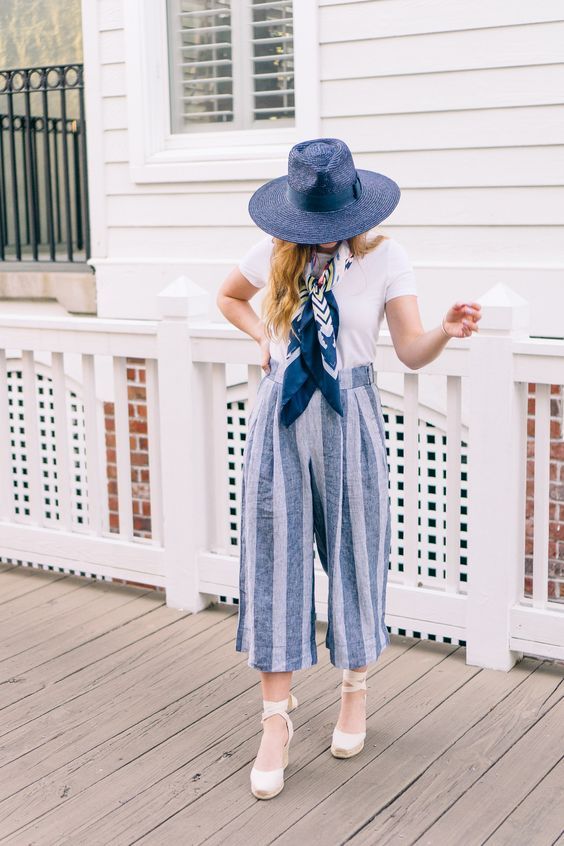 Stílusikola: outfitek csíkos nadrágokkal a tavaszi szezonra -  -  - csíkos nadrág, divat, outfit, stílus, 