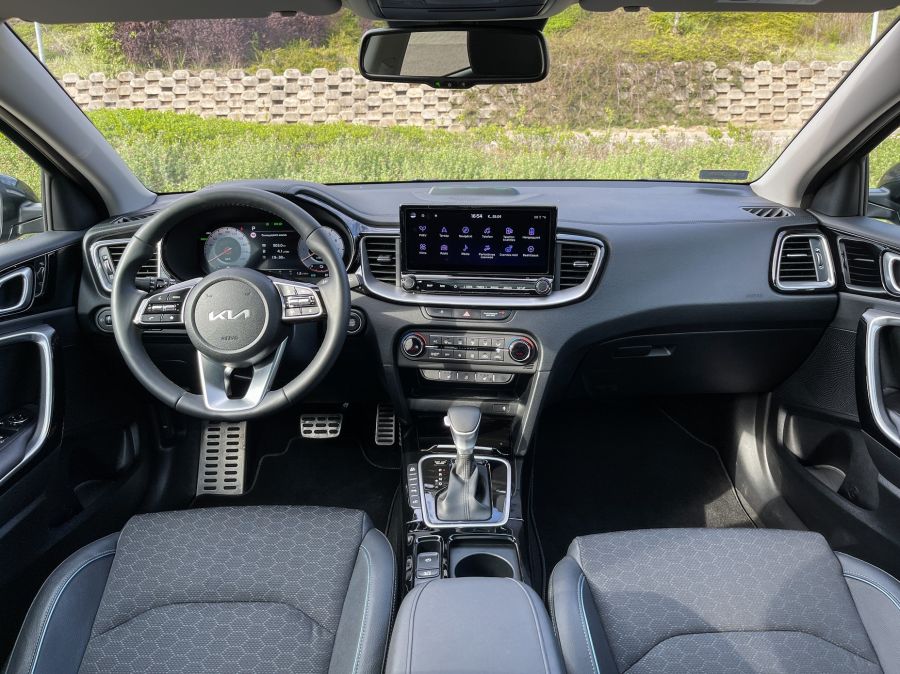 Kizöldült a racionalitás – KIA Ceed kombi Plug-in Hybrid Platinum - Autó & Motor - MOBILITY - 