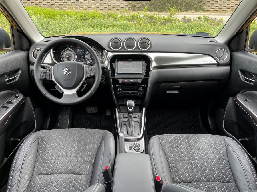 A spórolás ára – Suzuki Vitara 1.5 hibrid 6AGS 4WD GLX Panoráma - Autó & Motor - MOBILITY - 2022 Suzuki Vitara 1.5 GLX hibrid teszt, Suzuki Vitara full-hibrid teszt, Suzuki Vitara Hibrid teszt, Vitara 1.5 Hibrid GLX Panoráma teszt, 