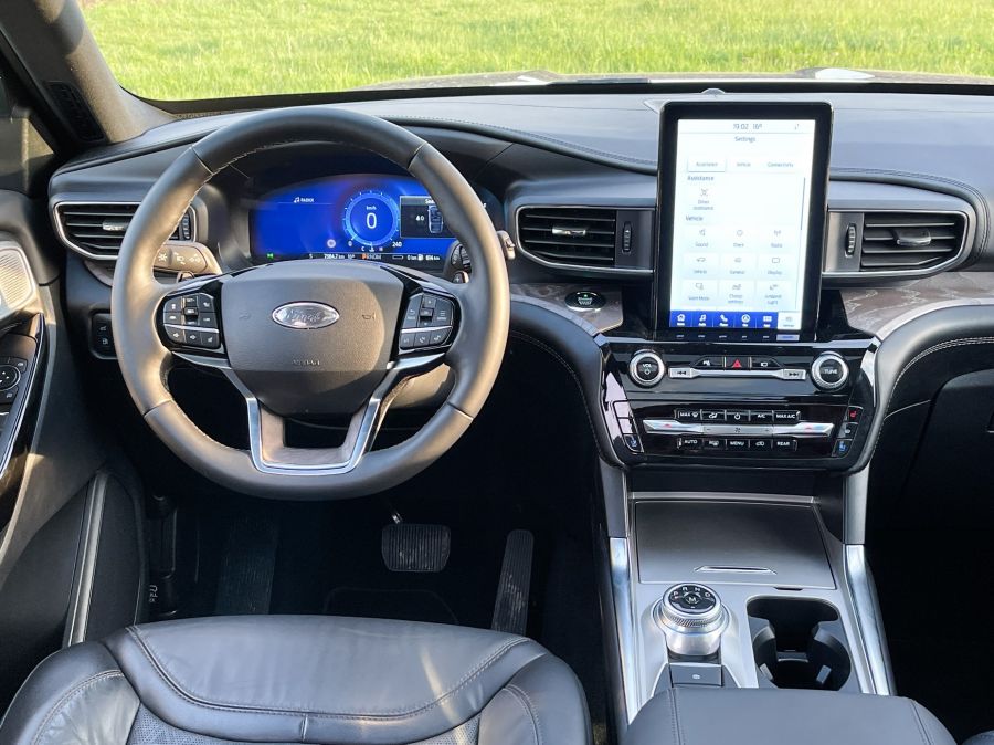 Amerikából jöttem… – Ford Explorer Platinum 3.0l EcoBoost PHEV AWD - Autó & Motor - MOBILITY - 2021 Ford Explorer teszt, explorer, Explorer PHEV teszt, Explorer PLatinum PHEV AWD teszt, Explorer Platinum teszt, Ford explorer teszt, 