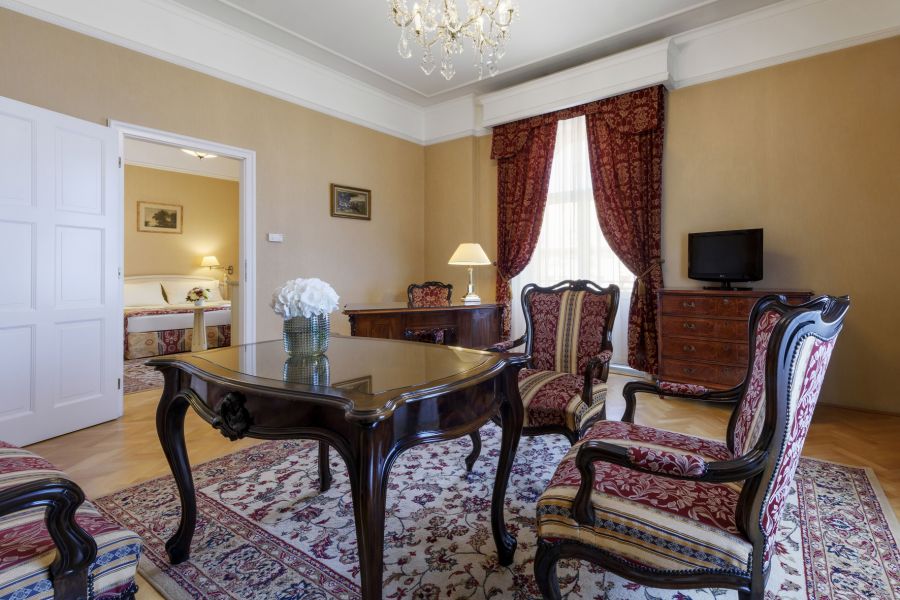 Ahsztoria - Hotelbejárással is ünnepel az 50 éves Danubius Hotels - STYLELIFE -  -