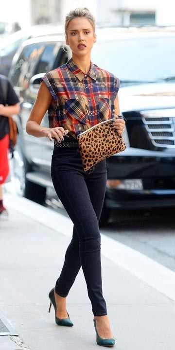 Stílusiskola: így lehetsz csinos nyáron ujjatlan ingekben -  -  - divat, nyár, outfit, stílus, ujjatlan blúz, ujjatlan ing, 