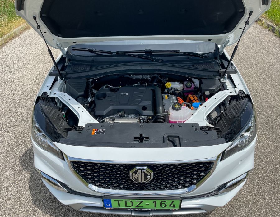 Hello Európa - MG EHS Luxury Plug-in Hybrid - Autó & Motor - MOBILITY - MG EHS, MG EHS Luxury teszt, MG EHS plug-in teszt, mg motor, 