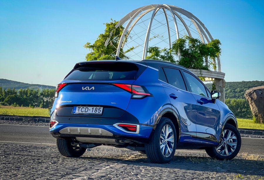 Lehet van nála menőbb, de jobb nincsen – KIA Sportage 230 Hybrid GT-Line 4WD - Autó & Motor - MOBILITY - Kia sportage 230 hybrid gt-line teszt, Kia sportage hybrid teszt, sportage kia, sportage kia 2022, sportage teszt, 