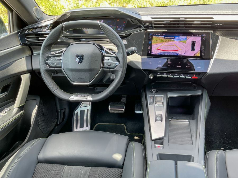 Harmadszor is 308 – Peugeot 308 GT Pack HYbrid - Autó & Motor - MOBILITY - 2022 peugeot 308, 308 peugeot, Peugeot 308 gt pack teszt, Peugeot 308 hybrid teszt, peugeot 308 PHEV teszt, 