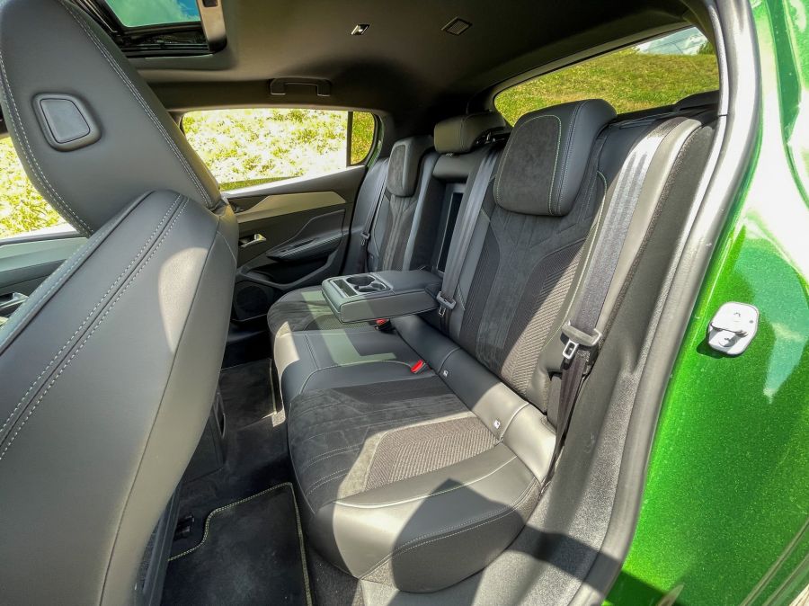 Harmadszor is 308 – Peugeot 308 GT Pack HYbrid - Autó & Motor - MOBILITY - 2022 peugeot 308, 308 peugeot, Peugeot 308 gt pack teszt, Peugeot 308 hybrid teszt, peugeot 308 PHEV teszt, 