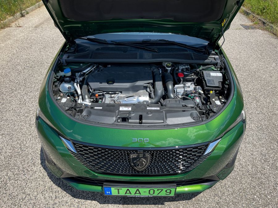 Harmadszor is 308 – Peugeot 308 GT Pack HYbrid - Autó & Motor - MOBILITY - 2022 peugeot 308, 308 peugeot, Peugeot 308 gt pack teszt, Peugeot 308 hybrid teszt, peugeot 308 PHEV teszt,