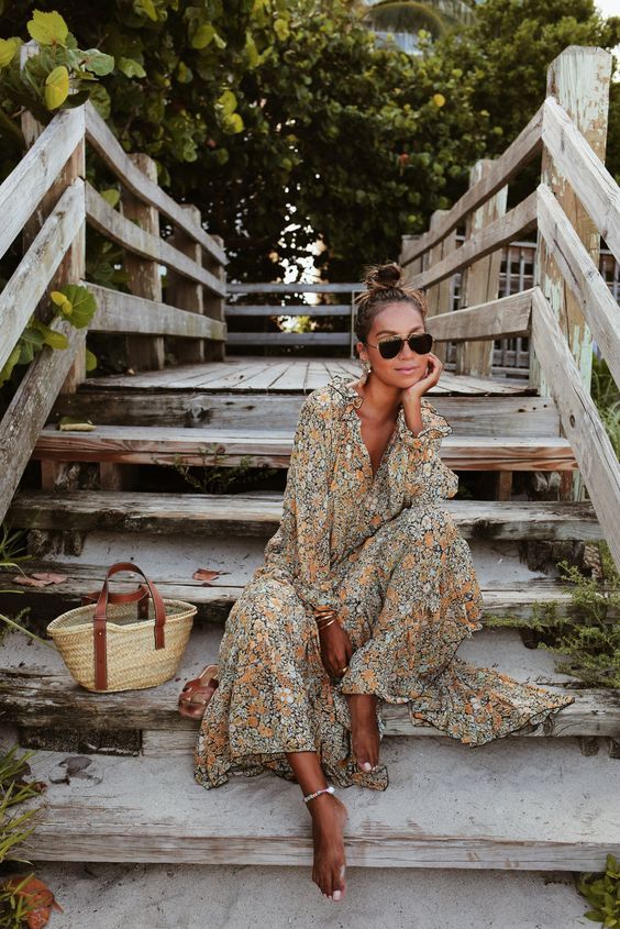 Stílusiskola: nyári kedvencünk a virágmintás ruha -  -  - divat, nyár, outfit, stílus, virágos ruha, 