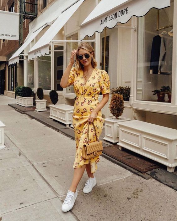 Stílusiskola: nyári kedvencünk a virágmintás ruha -  -  - divat, nyár, outfit, stílus, virágos ruha, 