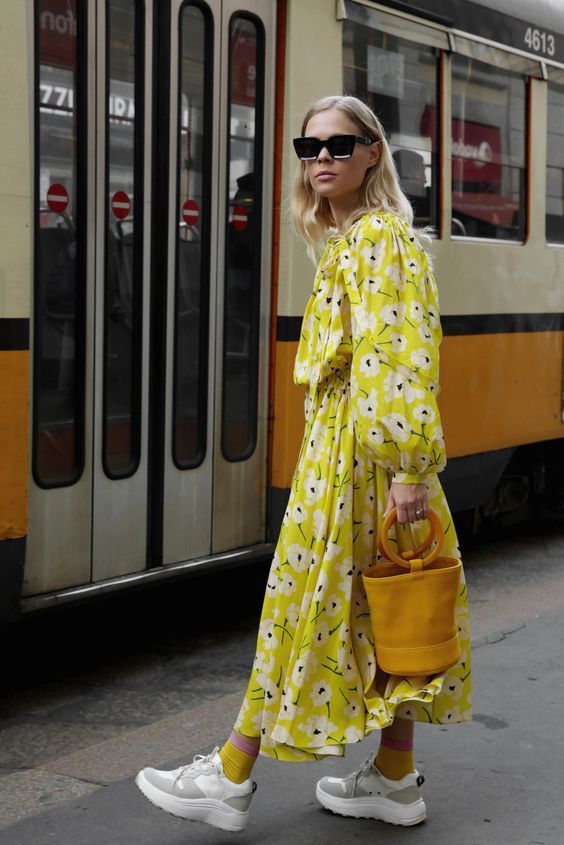 Stílusiskola: nyári kedvencünk a virágmintás ruha -  -  - divat, nyár, outfit, stílus, virágos ruha, 