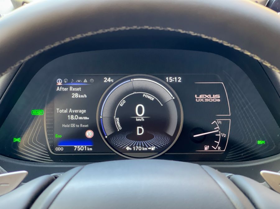 Hát most már a Lexusnak is van elektromos, pipa – Lexus UX300e Luxury - Autó & Motor - MOBILITY - Lexus ux elektromos teszt, Lexus ux300e, Lexus ux300e teszt, UX Lexus, 