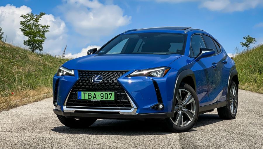 Hát most már a Lexusnak is van elektromos, pipa – Lexus UX300e Luxury - Autó & Motor - MOBILITY - Lexus ux elektromos teszt, Lexus ux300e, Lexus ux300e teszt, UX Lexus, 