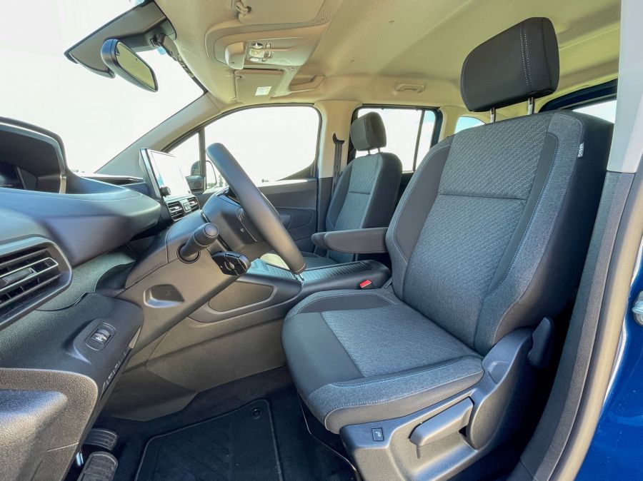 Az elektromos családi – Peugeot eRifter - Autó & Motor - MOBILITY - e-rifter peugeot, e-rifter peugeot teszt, e-rifter teszt, Peugeot eRifter, 