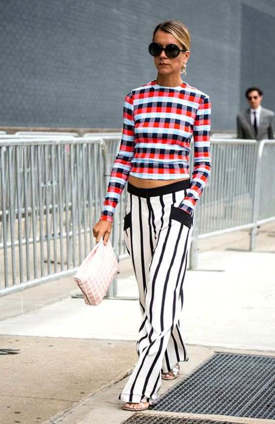Stílusiskola: így viselj nyáron csíkos nadrágokat -  -  - csíkos nadrág, divat, nadrág, nyár, outfit, stílus, 