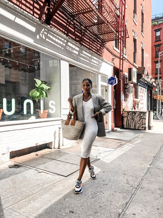 Stílusiskola: így viselj szürkét a nyári szezonban -  -  - divat, nyár, outfit, stílus, szürke, 