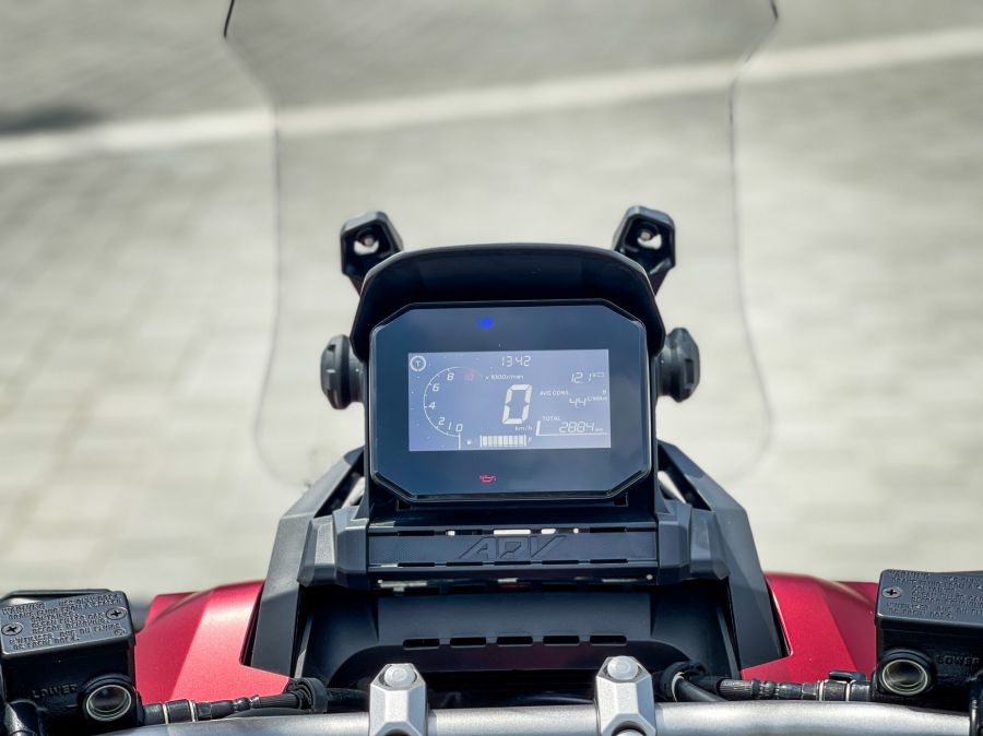 Magas szint, alacsony ár - Honda ADV350 - Autó & Motor - MOBILITY - adv350, adv350 teszt, honda adv350 teszt, honda robogo teszt, 