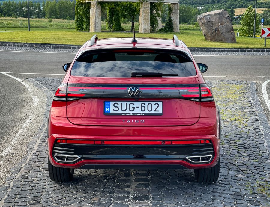 Forma-forma – VW Taigo R Line 1.5 TSi ACT DSG - Autó & Motor - MOBILITY - Taigo teszt, taigo vw, vw taigo, VW Taigo 1.5 TSI teszt, VW Taigo R Line 1.5 Tsi ACT DSG teszt, 