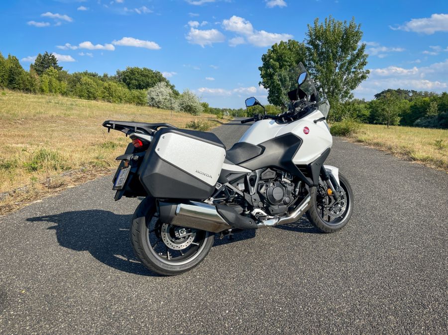 Túrázgatás – Honda NT1100 - Autó & Motor - MOBILITY - 2022 Honda NT1100 teszt, Honda NT1100, NT 1100, 