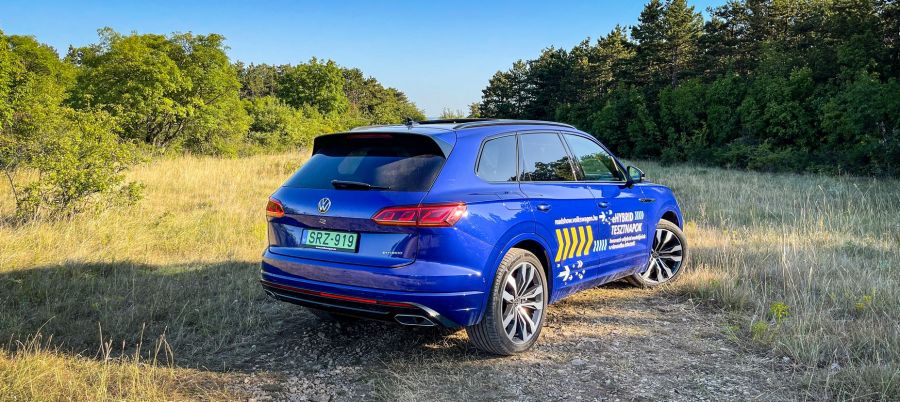Visszafogottság 2022 – Volkswagen Touareg R eHybrid - Autó & Motor - MOBILITY - 2022 VW Touareg R eHybrid teszt, 2022 VW Touareg R PHEV, touareg 2022, Touareg R teszt, touareg teszt, touareg vw, 