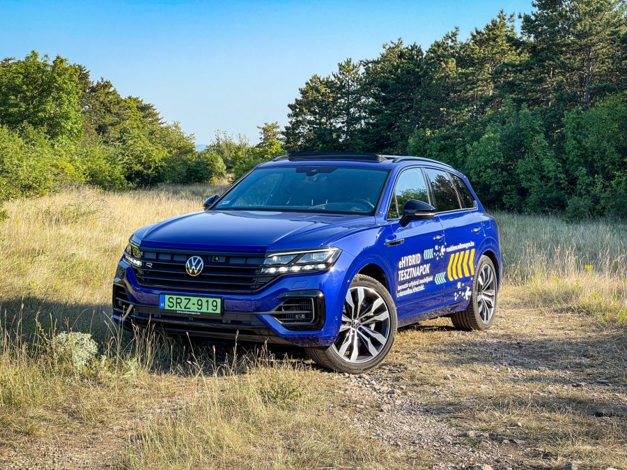 Visszafogottság 2022 – Volkswagen Touareg R eHybrid - Autó & Motor - MOBILITY - 2022 VW Touareg R eHybrid teszt, 2022 VW Touareg R PHEV, touareg 2022, Touareg R teszt, touareg teszt, touareg vw, 