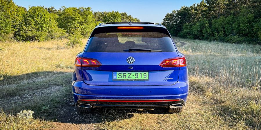 Visszafogottság 2022 – Volkswagen Touareg R eHybrid - Autó & Motor - MOBILITY - 2022 VW Touareg R eHybrid teszt, 2022 VW Touareg R PHEV, touareg 2022, Touareg R teszt, touareg teszt, touareg vw, 
