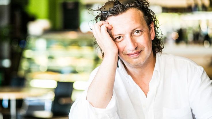 „A hazugságon túl a következő, ami a fejlődést gátolja, az okoskodás.” - Gondolatok Csernus Imrétől - STYLENEWS - Kultúra - csernus imre, 