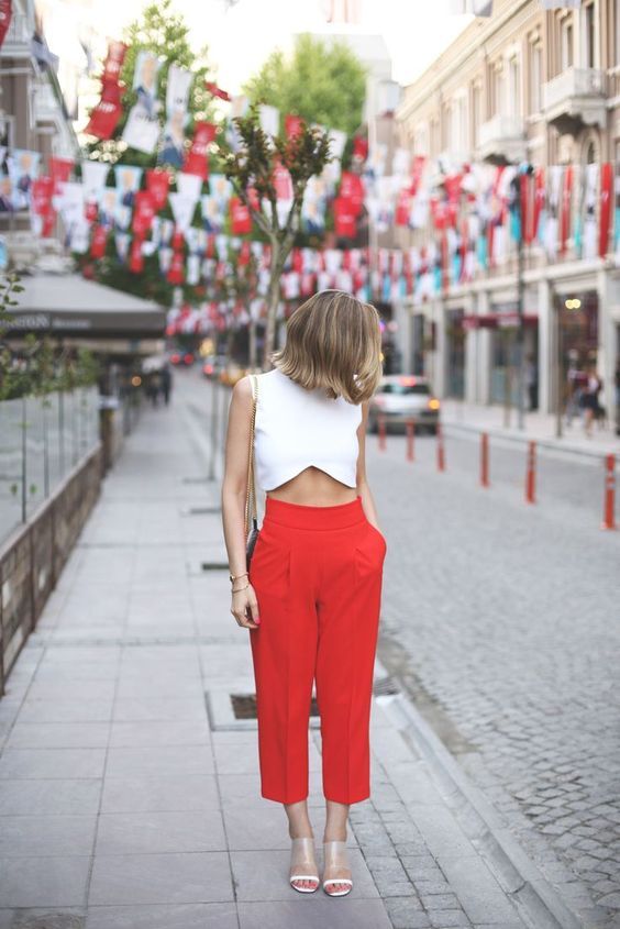 Stílusiskola: így viseld a pirosat nyáron -  -  - divat, nyár, outfit, piros, stílus, 